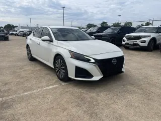 Nissan Altima 2023 2.5 SV 4dr Sedan