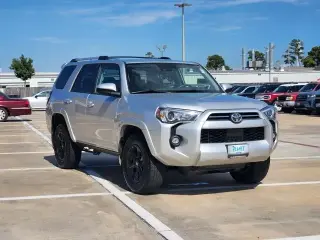 Toyota 4Runner 2024 4x2 SR5 4dr SUV