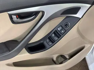 Hyundai ELANTRA 2016 Edición Valor 4dr Sedán 6A (EE.UU.)