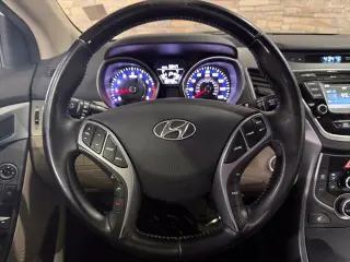 Hyundai ELANTRA 2016 Edición Valor 4dr Sedán 6A (EE.UU.)