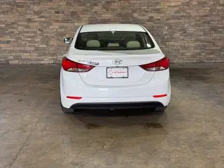 Hyundai ELANTRA 2016 Edición Valor 4dr Sedán 6A (EE.UU.)