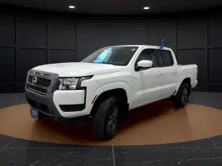 Nissan Frontier 2025 4x4 SV 4dr Crew Cab 5 ft. SB