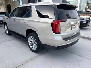 GMC Yukon 2021 4x4 SLT 4dr SUV