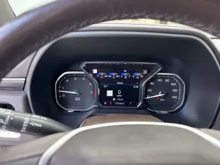 GMC Yukon 2021 4x4 SLT 4dr SUV