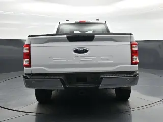 Ford F-150 2023 4x4 XL 4dr SuperCrew 5.5 ft. SB