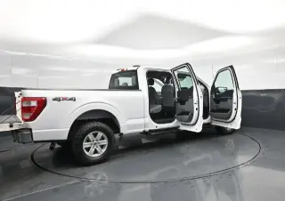 Ford F-150 2023 4x4 XL 4dr SuperCrew 5.5 ft. SB