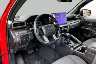 Toyota Tacoma 2025 4x4 SR5 4dr Double Cab 5.0 ft SB