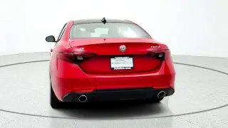 Alfa Romeo Giulia 2018 AWD Base 4dr Sedan