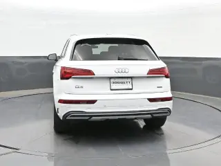 Audi Q5 2021 AWD quattro Premium 45 TFSI 4dr SUV