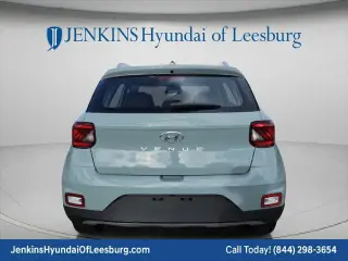 Hyundai VENUE 2026 SEL 4dr Crossover con Techo de Dos Tonos