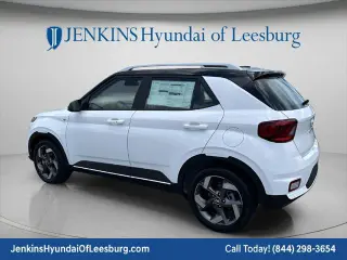 Hyundai VENUE 2026 SEL 4 puertas Crossover con techo bicolor