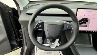 Tesla Model Y 2026 Long Range 4dr Crossover