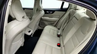 Volvo S60 2021 T5 Momentum 4dr Sedán