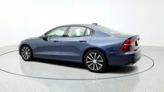 Volvo S60 2021 T5 Momentum 4dr Sedán