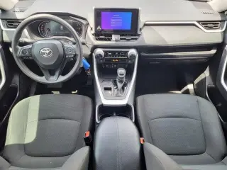 Toyota RAV4 2024 LE 4dr SUV