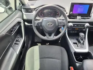 Toyota RAV4 2024 LE 4dr SUV