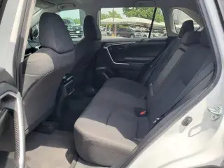 Toyota RAV4 2024 LE 4dr SUV