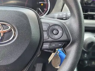 Toyota RAV4 2024 LE 4dr SUV
