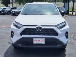 Toyota RAV4 2024 LE 4dr SUV