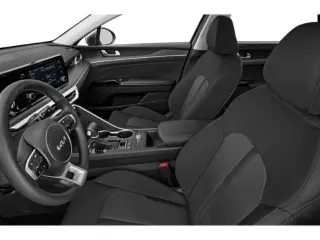 Kia K5 2024 LXS 4dr Sedán