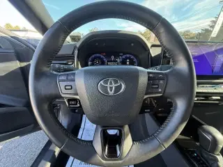 Toyota Camry 2025 SE 4dr Sedán