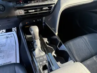 Toyota Camry 2025 SE 4dr Sedán