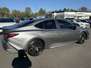 Toyota Camry 2025 SE 4dr Sedán