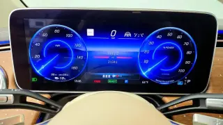 Mercedes-Benz EQS 2023 AWD EQS 450 4MATIC 4dr SUV
