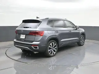 Volkswagen Taos 2022 SE 4dr SUV