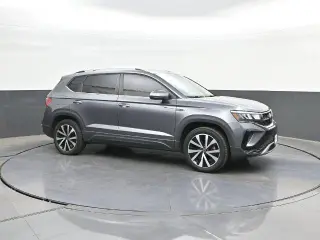 Volkswagen Taos 2022 SE 4dr SUV