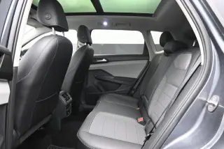 Volkswagen Taos 2022 SE 4dr SUV