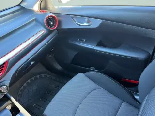 Kia Forte 2023 LXS 4dr Sedán