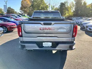 GMC Sierra 1500 2021 4x4 AT4 4dr Crew Cab 5.8 ft. SB