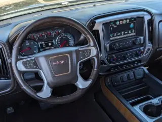 GMC Sierra 1500 2018 4x2 SLT 4dr Crew Cab 5.8 ft. SB