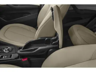 BMW X1 2019 sDrive28i 4 puertas Vehículo de Actividad Deportiva