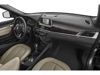 BMW X1 2019 sDrive28i 4 puertas Vehículo de Actividad Deportiva