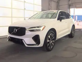 Volvo XC60 2024 AWD B5 Plus Dark Theme 4dr SUV