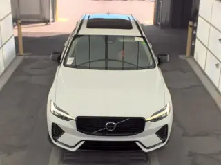 Volvo XC60 2024 AWD B5 Plus Dark Theme 4dr SUV