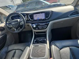 Chrysler Pacifica 2023 Limited 4dr Mini-Van
