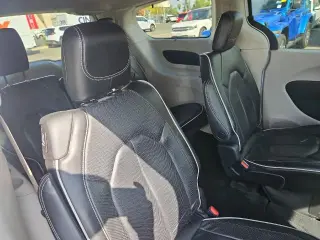 Chrysler Pacifica 2023 Limited 4dr Mini-Van
