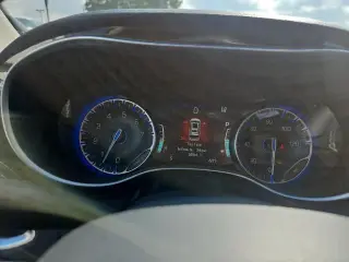 Chrysler Pacifica 2023 Limited 4dr Mini-Van