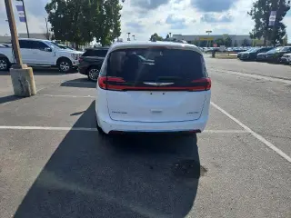 Chrysler Pacifica 2023 Limited 4dr Mini-Van