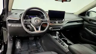 Nissan Altima 2023 AWD 2.5 SV 4dr Sedán