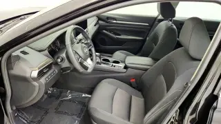 Nissan Altima 2023 AWD 2.5 SV 4dr Sedán
