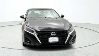 Nissan Altima 2023 AWD 2.5 SV 4dr Sedán