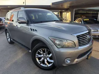 Infiniti QX56 2011