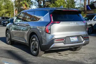Kia EV9 2024 Light Long Range 4dr SUV