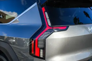 Kia EV9 2024 Light Long Range 4dr SUV