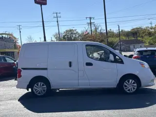 Nissan NV200 2020