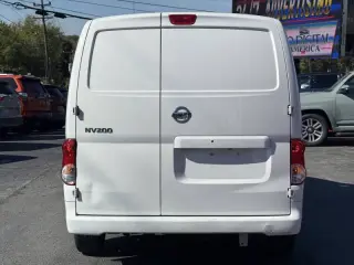Nissan NV200 2020
